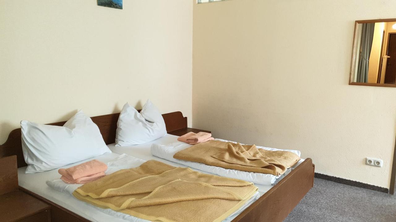 וויירג Seegasthof Zur Landeroith מראה חיצוני תמונה